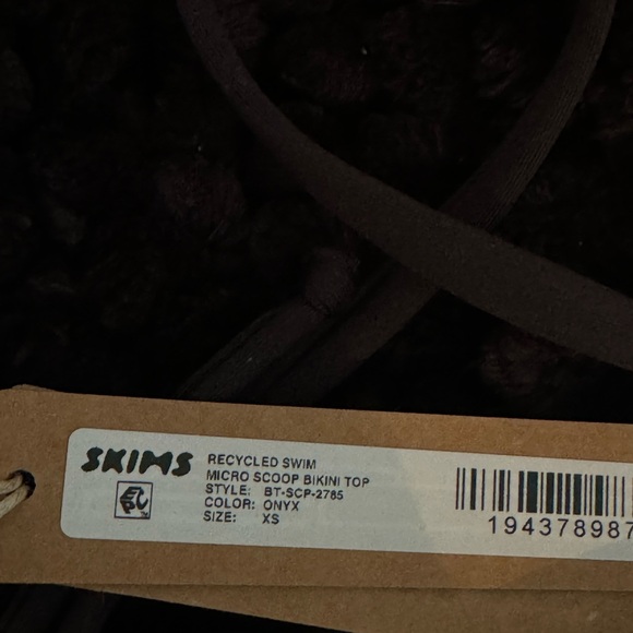 Skims micro scoop bikini top - Picture 7 of 7